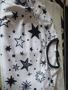 Black & White Star Print Top